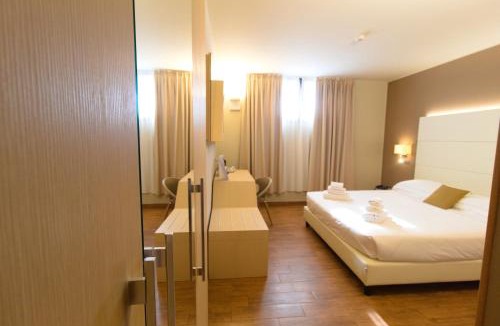 Caramagna Piemonte Hotel | Hotel Terre Dei Salici