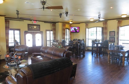 Cuero Hotel | Hotel Texas