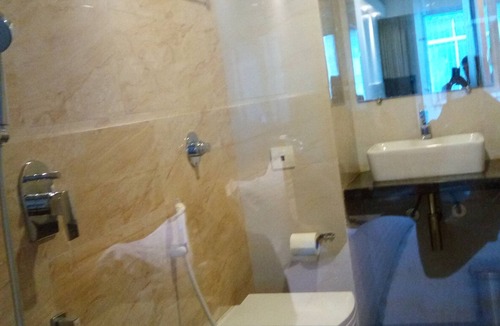Vapi Hotel | Hotel The Blossom
