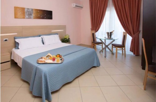 Pastorano Hotel | Hotel The Queen