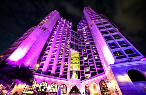 Connaught Place Hotel | Hotel The Royal Plaza