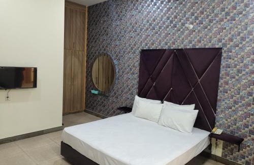 Multan Apartment | Hotel The Taj Multan