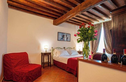 Ulignano Hotel | Hotel Torciano Vecchio Asilo