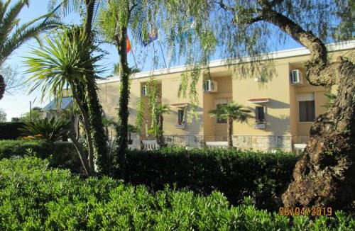Ostuni Hotel | Hotel Tropical