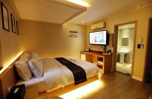 Sincheondong Hotel | Hotel Two Heart