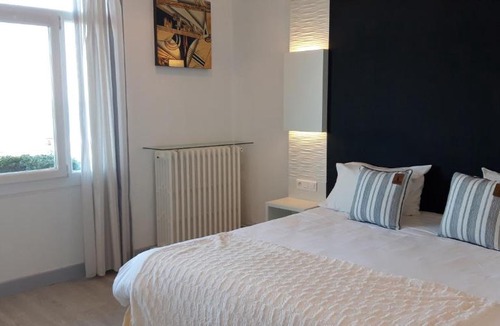 Hendaye Hotel | Hotel Uhainak