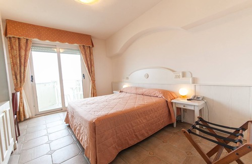 Pinarella Hotel | Hotel Universal