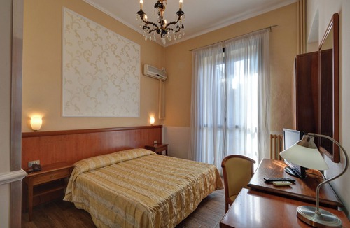 Cenisia Hotel | HOTEL UNIVERSO
