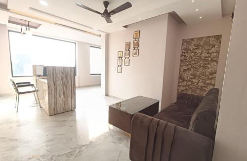Nakodar Hotel | Hotel V
