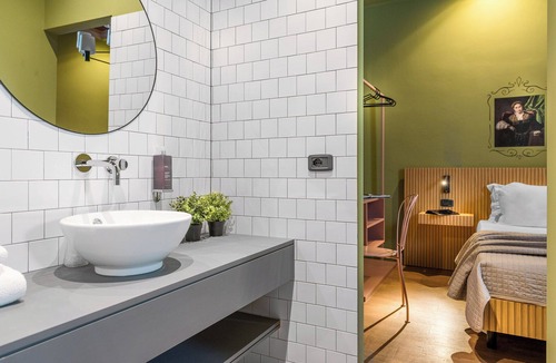 Alba Hotel | Hotel Vagabond