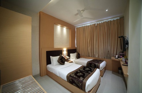Varanasi Hotel | Hotel Vagmi