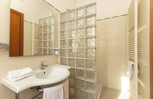 Acqui Terme Hotel | Hotel Valentino