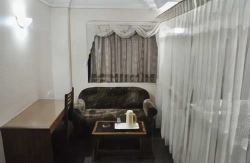 Sayajiganj Hotel | Hotel Valiant