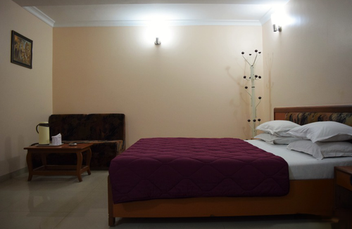 Sayajiganj Hotel | Hotel Valiant