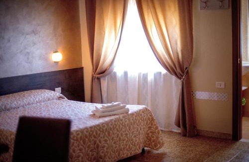Sala Consilina Hotel | Hotel Vallisdea