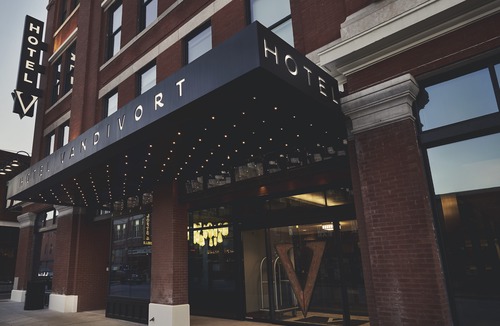 Downtown Springfield Hotel | Hotel Vandivort