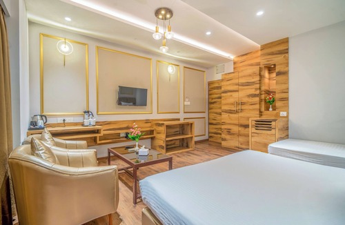 Guna Hotel | Hotel Varun