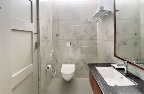 Bangalore City Center Hotel | Hotel Vellara
