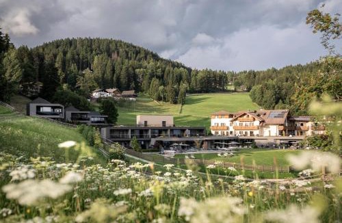 Avelengo Hotel | Hotel Viertler