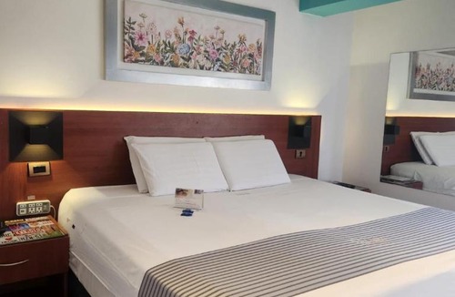 Miraflores Hotel | Hotel Vila Santa