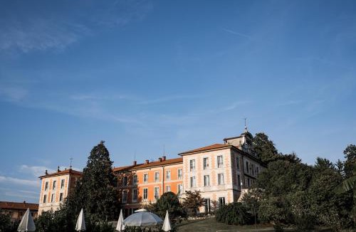 Varano Borghi Hotel | Hotel Villa Borghi