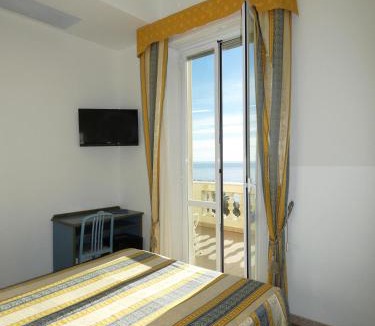 Varazze Hotel | Hotel Villa Centa