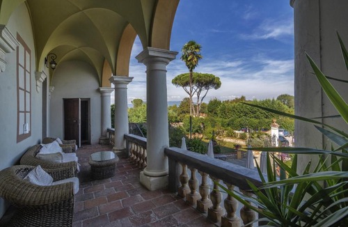 San Lorenzo a Vaccoli Hotel | Hotel Villa Cheli