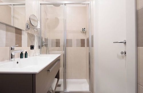 Torbole sul Garda Hotel | Hotel Villa Claudia - Active and Relax