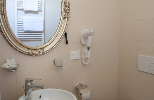 Scafati Hotel | Hotel Villa Clementina