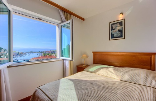 Omis Hotel | Hotel Villa Dvor