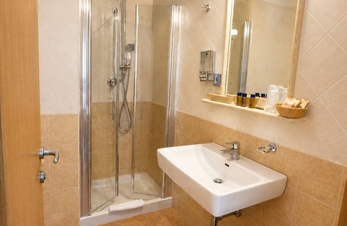 Cala Gonone Hotel | Hotel Villa Gustui Maris