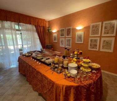 Monte Colombo Hotel | Hotel Villa Leri