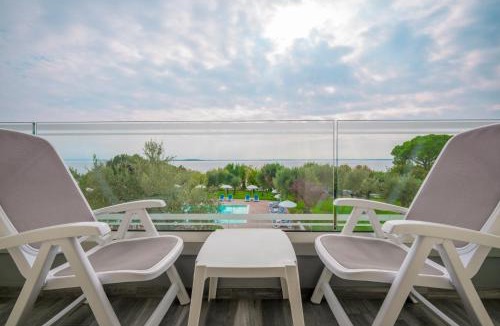 Moniga del Garda Hotel | Hotel Villa Paradiso Suite