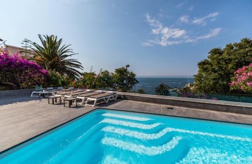 Calvi Hotel | Hotel Villa R