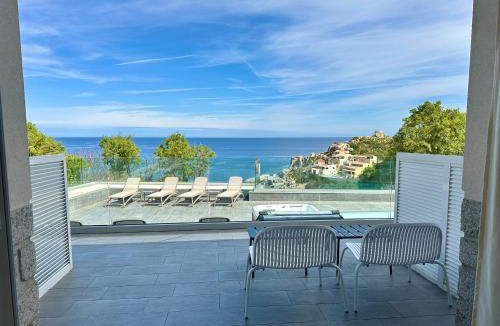 Calvi Hotel | Hotel Villa R