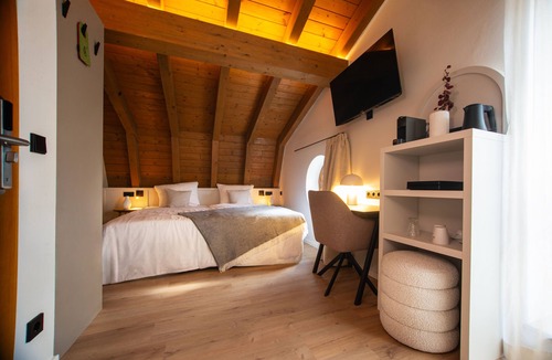 Waldperlach Hotel | Hotel Villa Waldperlach