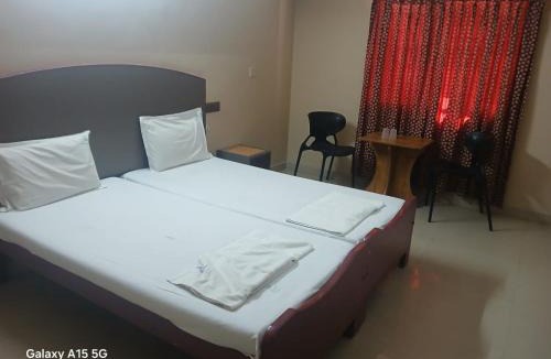 Madurai Cabin | Hotel Vimas International