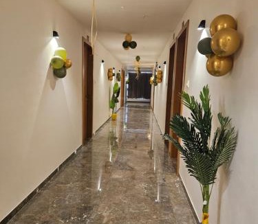 Himatnagar Hotel | hotel vistara luxe