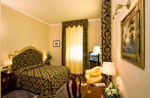 Pesaro Hotel | Hotel Vittoria