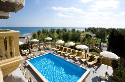 Pesaro Hotel | Hotel Vittoria