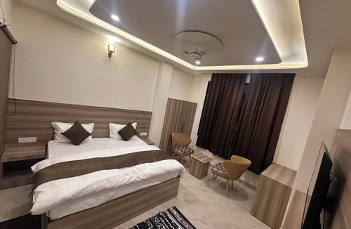Vrindavan Hotel | Hotel Vrinda Shridhar