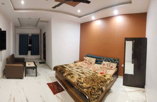 Unnao Hotel | Hotel Vrindavan