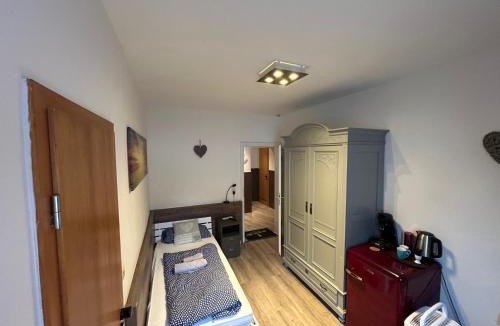 Stuttgart Apartment | Hotel Waldhorn