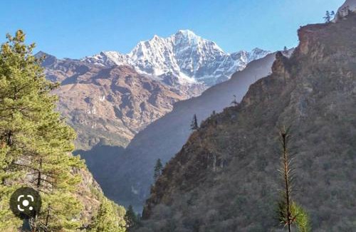 Namche Bazaar House | Hotel waterfall