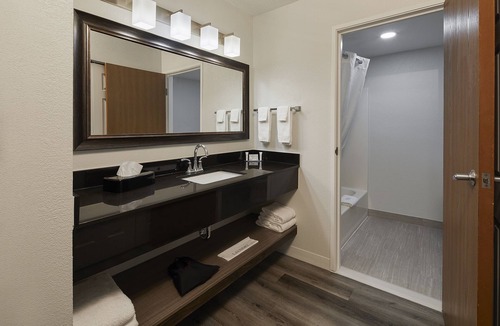 Rehoboth Beach Hotel | Hotel Wave Rehoboth Beach