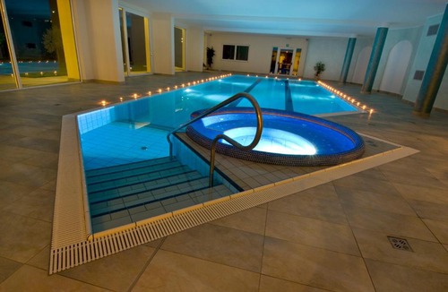 Pianizza Di Sopra Hotel | Hotel Weingarten