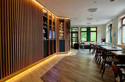Angermuende Hotel | Hotel Weiss