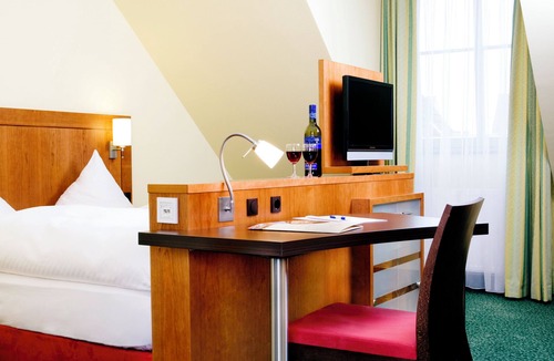 Veitshoechheim Hotel | Hotel Weisses Lamm