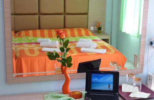 Olymbiaki Akti Hotel | Hotel White Rose Beach