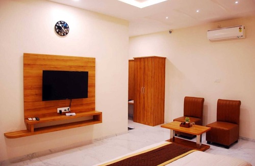 Falna Hotel | Hotel Wing Orbit